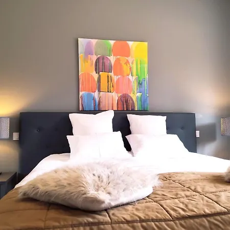 Le 6, 5 Etoiles A Moins De 100m Du Bord Du De Hotel Gérardmer